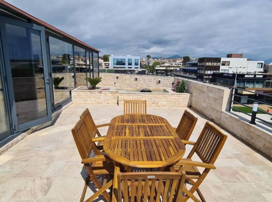 Sea And Mountain Views From Your Rooftop ! Saint-Laurent-du-Var Exterior foto